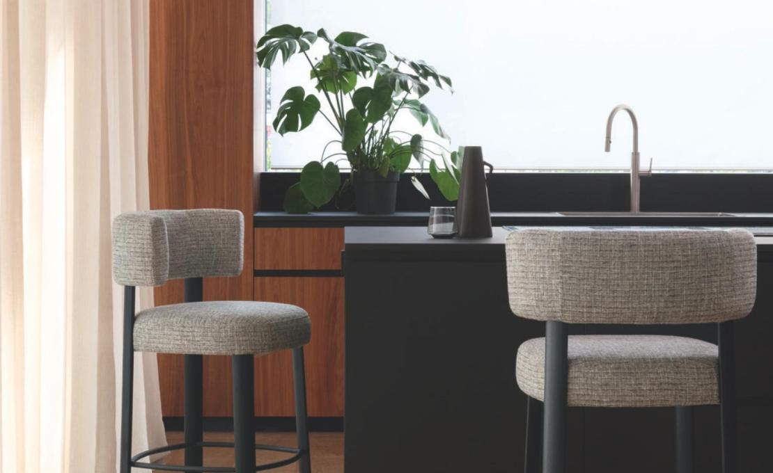 Барный стул GLEN фабрики Calligaris - дизайн Gino Carollo