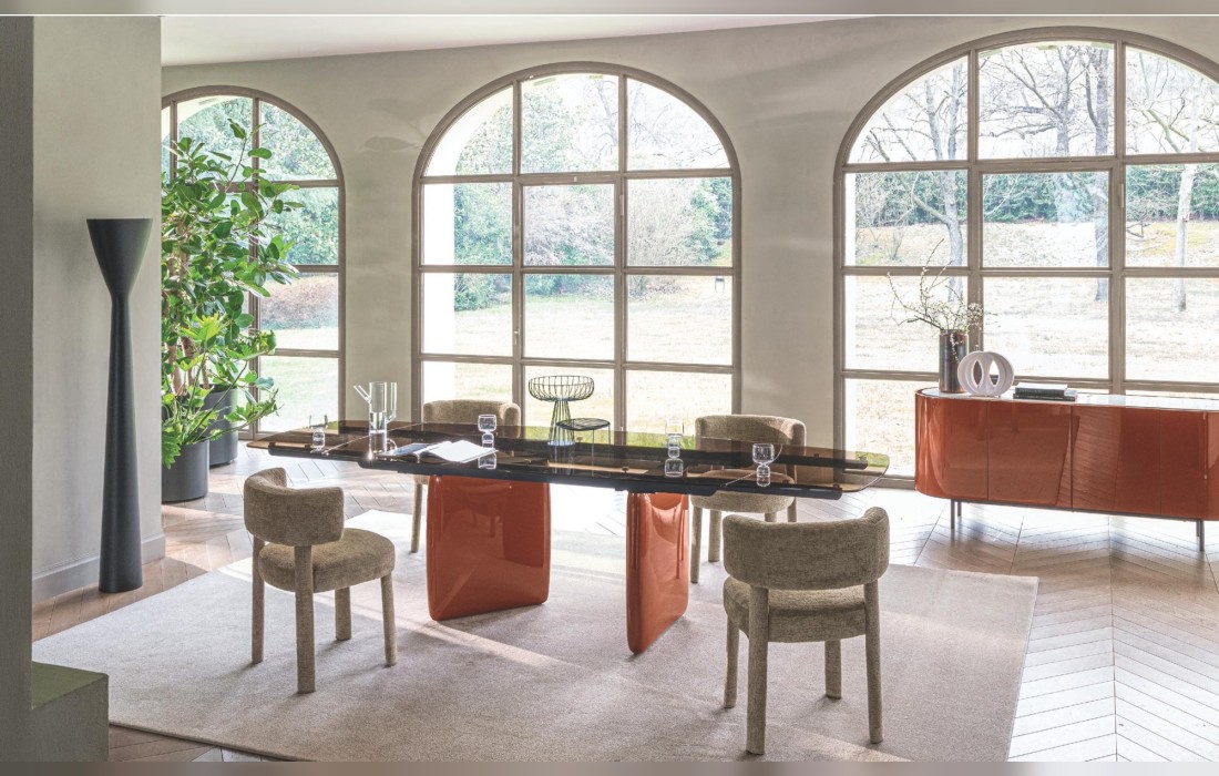 Стол RIVERSTONE фабрики Calligaris - дизайн Gino Carollo