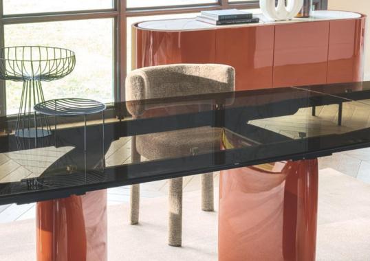 Стол RIVERSTONE фабрики Calligaris - дизайн Gino Carollo