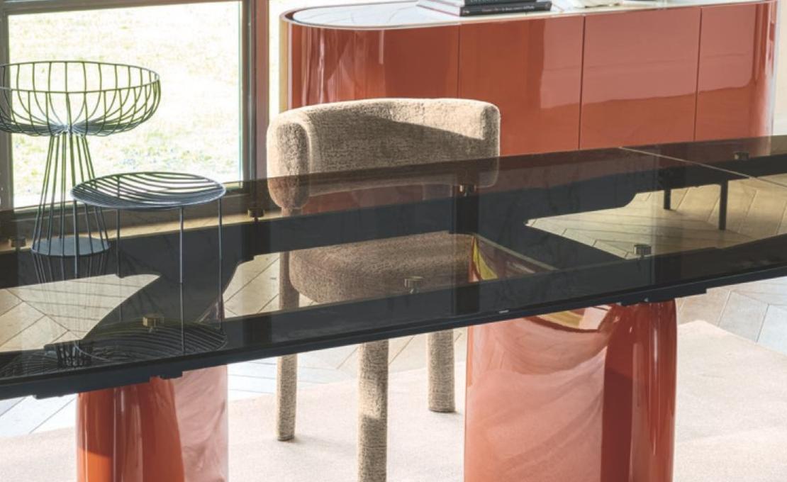Стол RIVERSTONE фабрики Calligaris - дизайн Gino Carollo