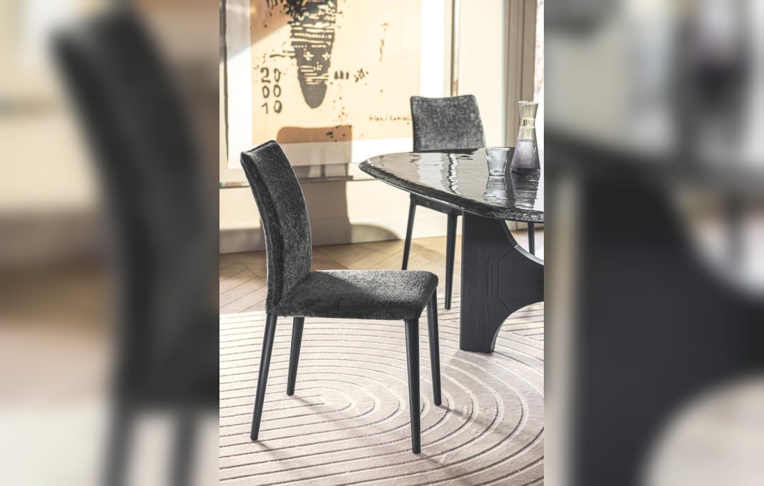 Стол модель NOGU фабрики Calligaris - дизайн Gabriele e Oscar Buratti