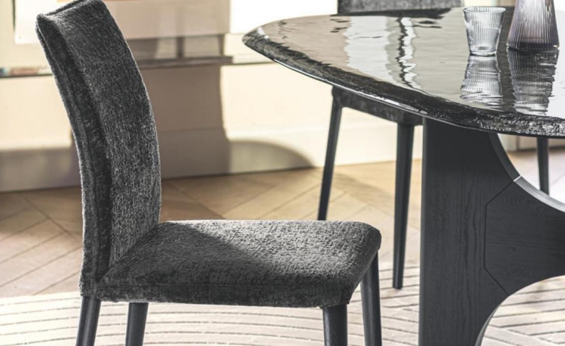 Стол модель NOGU фабрики Calligaris - дизайн Gabriele e Oscar Buratti