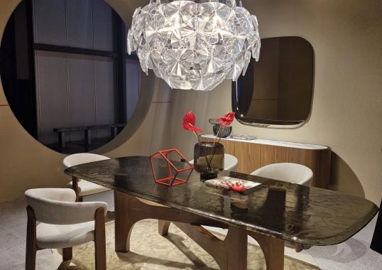 Стол модель NOGU фабрики Calligaris - дизайн Gabriele e Oscar Buratti