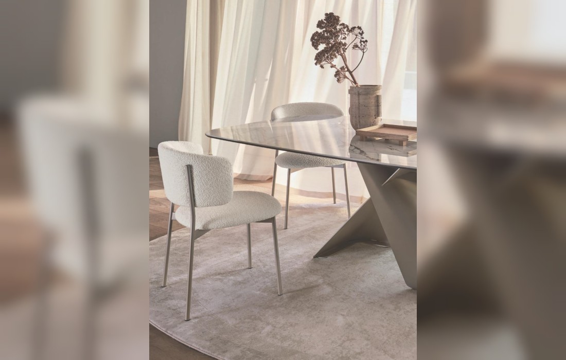 Стол AXIOM фабрики Calligaris - дизайн Studio Zest