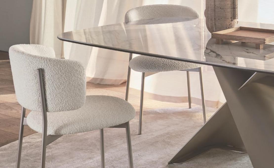 Стол AXIOM фабрики Calligaris - дизайн Studio Zest
