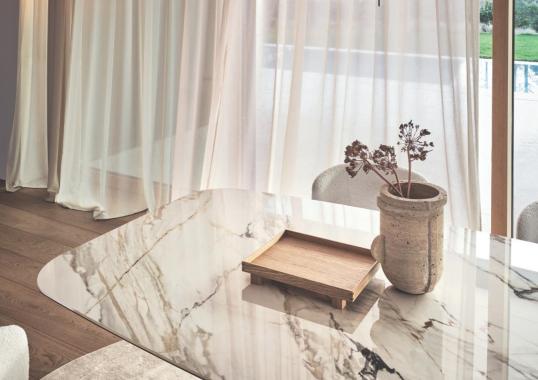 Стол AXIOM фабрики Calligaris - дизайн Studio Zest