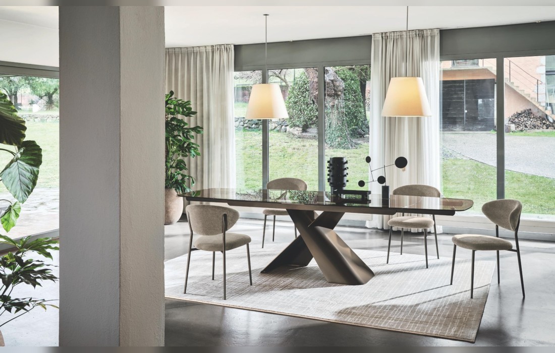 Стол AXIOM фабрики Calligaris - дизайн Studio Zest