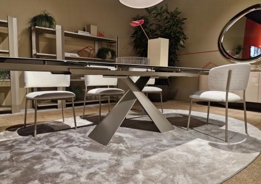 Стол AXIOM фабрики Calligaris - дизайн Studio Zest