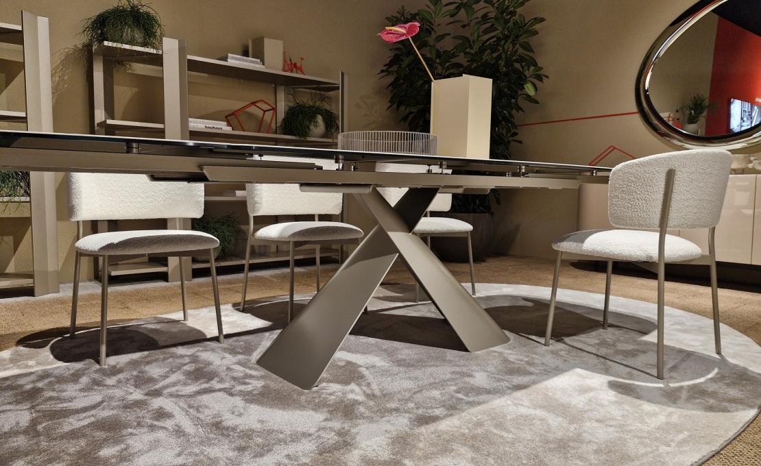 Стол AXIOM фабрики Calligaris - дизайн Studio Zest
