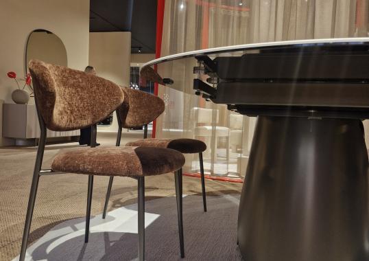 Стол TANGO фабрики Calligaris - дизайн Studio Zest