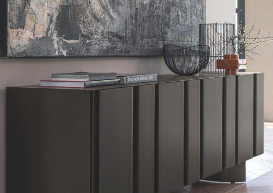 Комод модель BAMBÙ фабрики Calligaris - дизайн Michele Menescardi