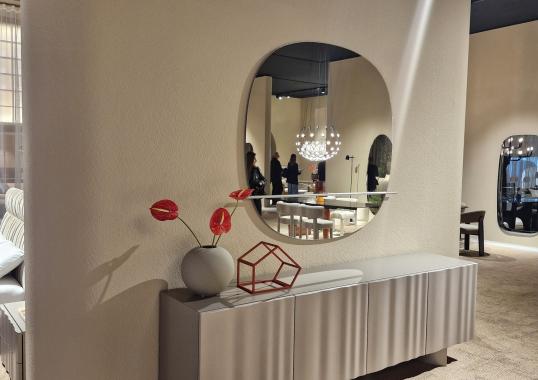 Комод модель VELO фабрики Calligaris - дизайн Michele Menescardi