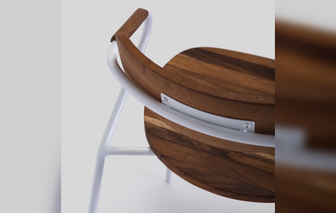 Стул от фабрики Livoni 1895 модель Linea Brown