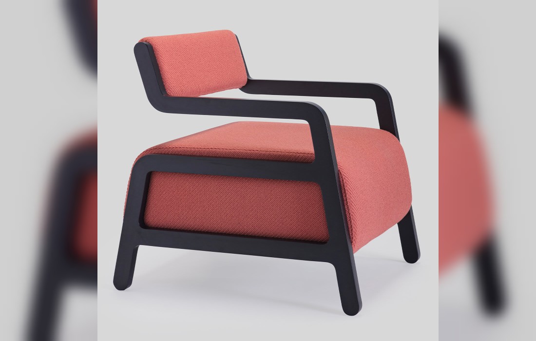 Кресло для отдыха от фабрики Livoni 1895 модель Moki Red Lounge Chair