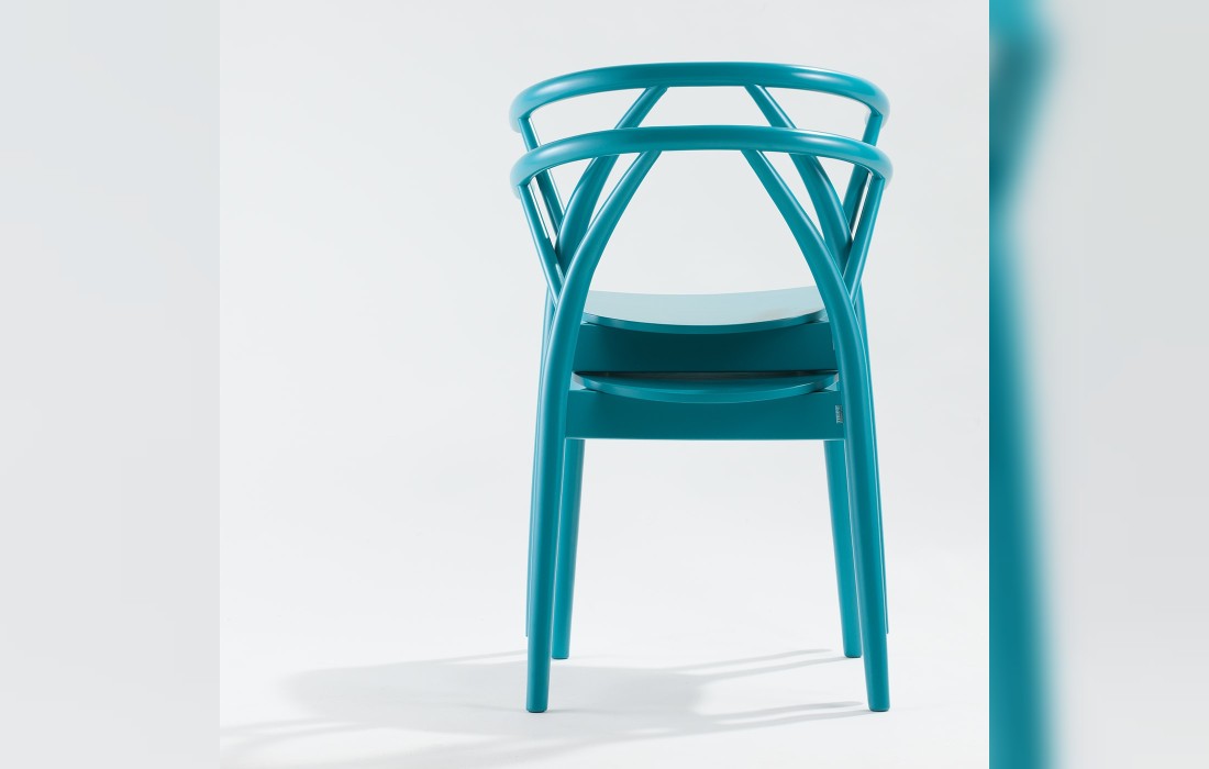 Стул от фабрики Livoni 1895 модель Yelly 971 Light Blue
