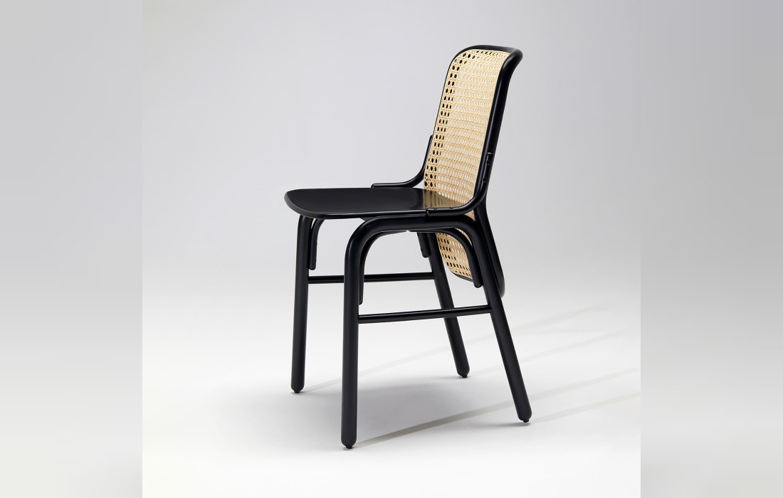 Стул от фабрики Livoni 1895 модель Frantz 885 Black Chair #1