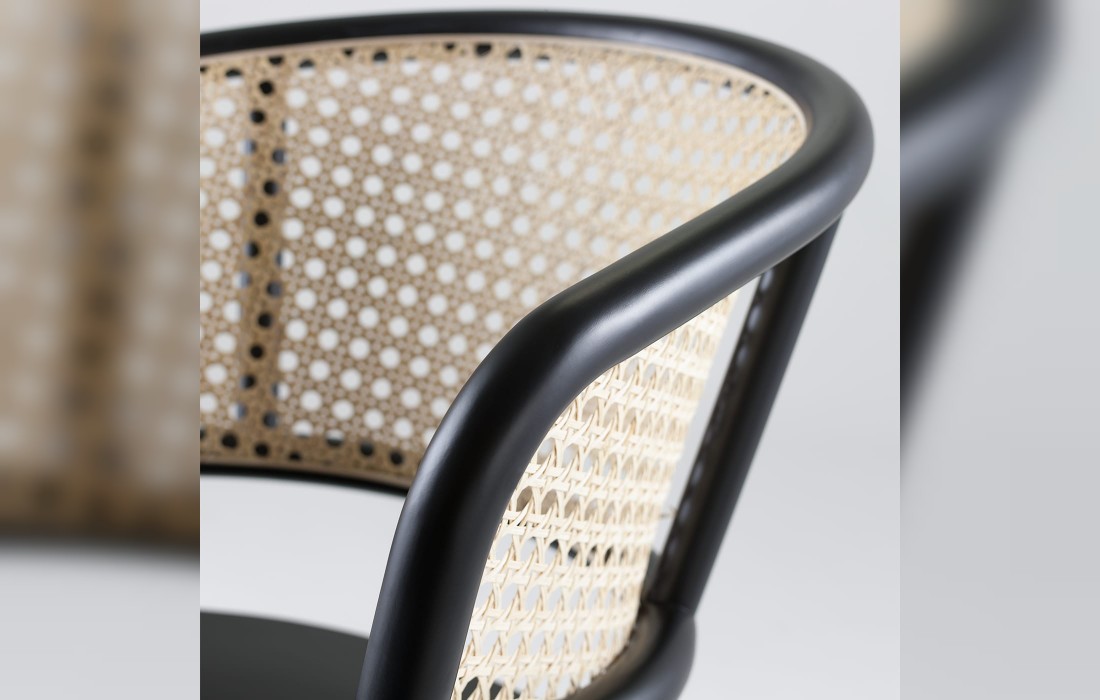 Стул от фабрики Livoni 1895 модель Frantz 881 Black Chair #2