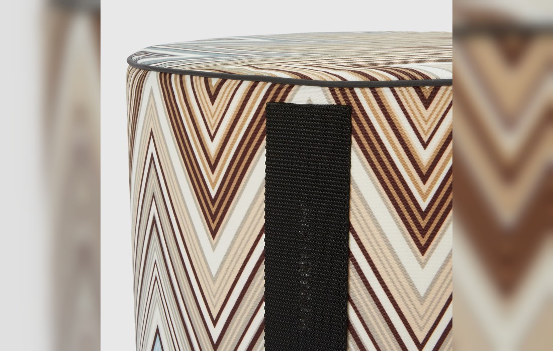 Уличный Стул от фабрики Missoni Home Collection модель Kew Cylindryal Zigzag Pattern #1