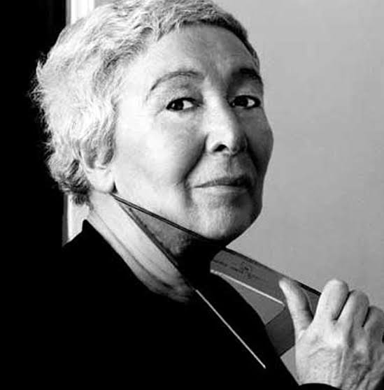 Гае Ауленти (Gae Aulenti, 1927–2012) vs Poltronova