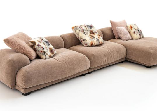 Диван модель Me-Time фабрики Moroso - дизайн García Cumini