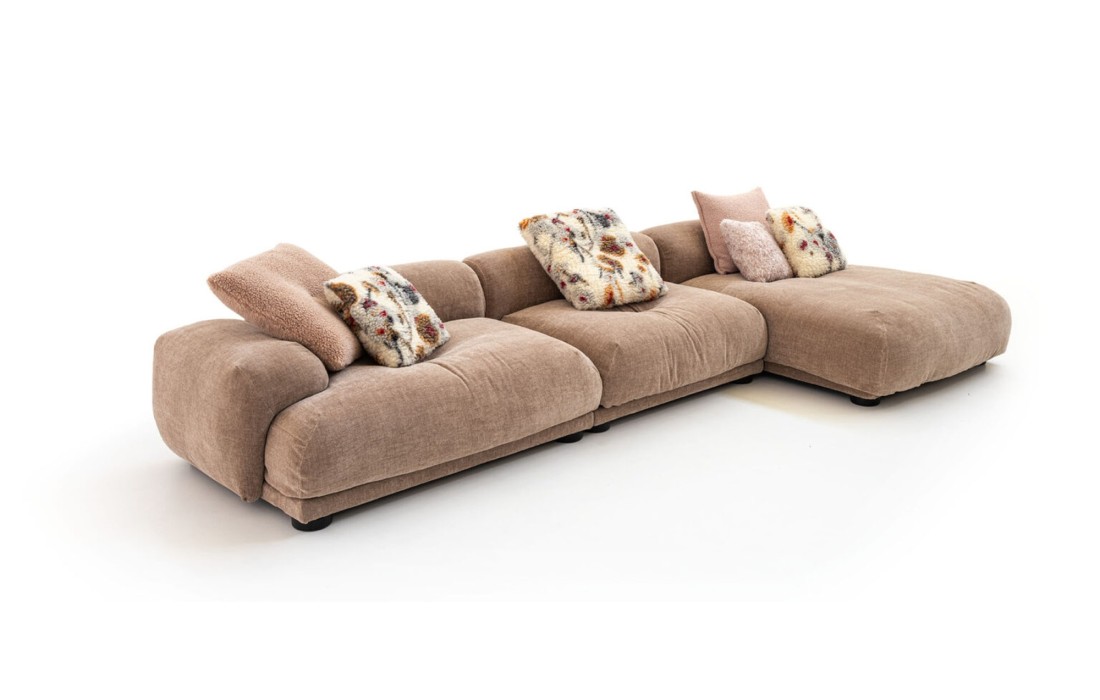 Диван модель Me-Time фабрики Moroso - дизайн García Cumini