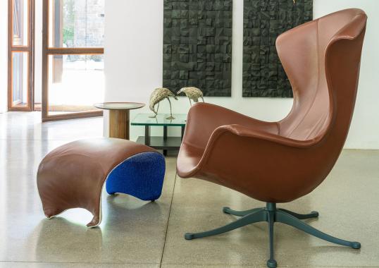Кресло модель One Page фабрики Moroso - Ron Arad