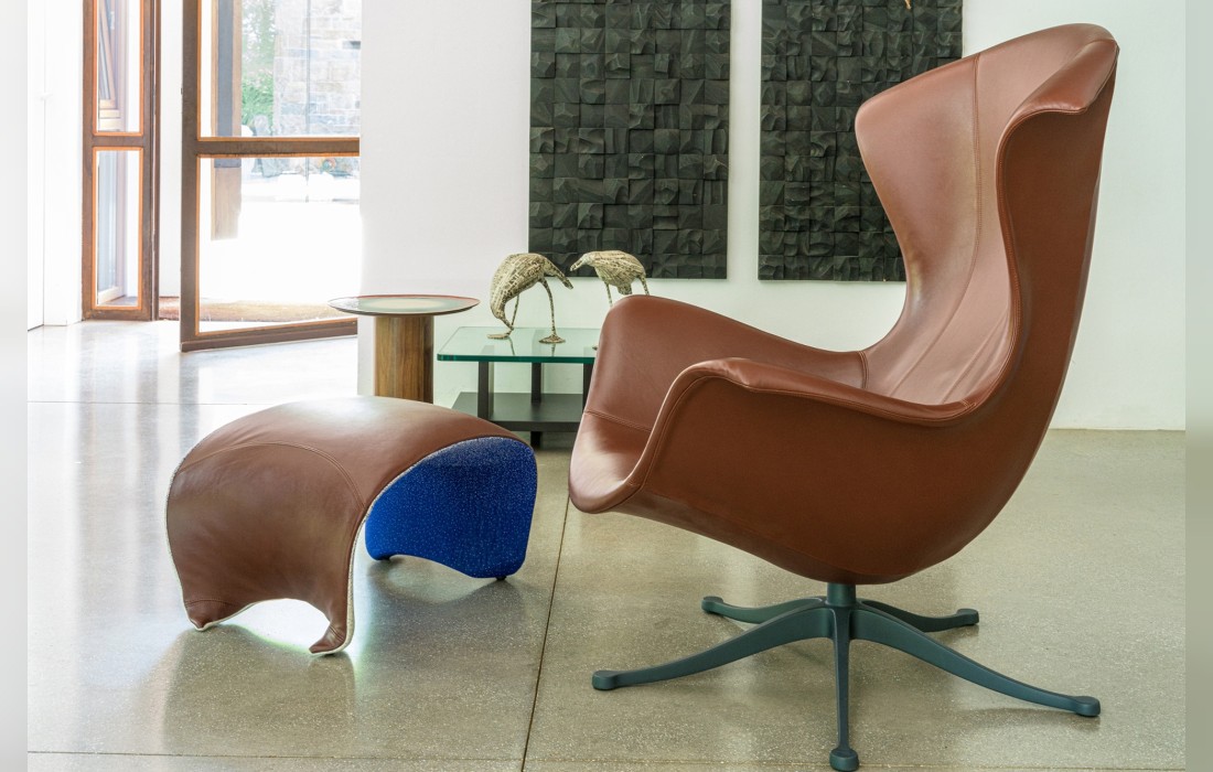 Кресло модель One Page фабрики Moroso - Ron Arad