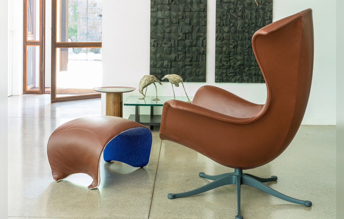 Кресло модель One Page фабрики Moroso - Ron Arad