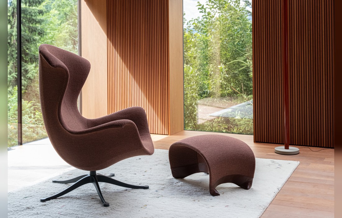 Кресло модель One Page фабрики Moroso - Ron Arad