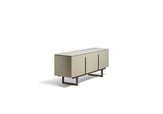 Низкий сервант Fidelio 5599782 от фабрики Poltrona Frau