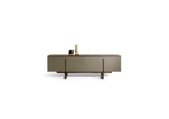 Низкий сервант Fidelio 5599782 от фабрики Poltrona Frau