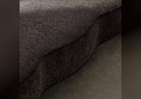 Диван модель Saki от Minotti