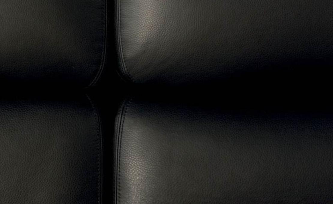 Диван модель Orion фабрики Minotti