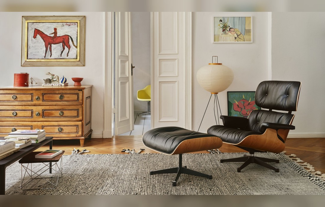 Кресло и пуф для ног Vitra - Eames Lounge