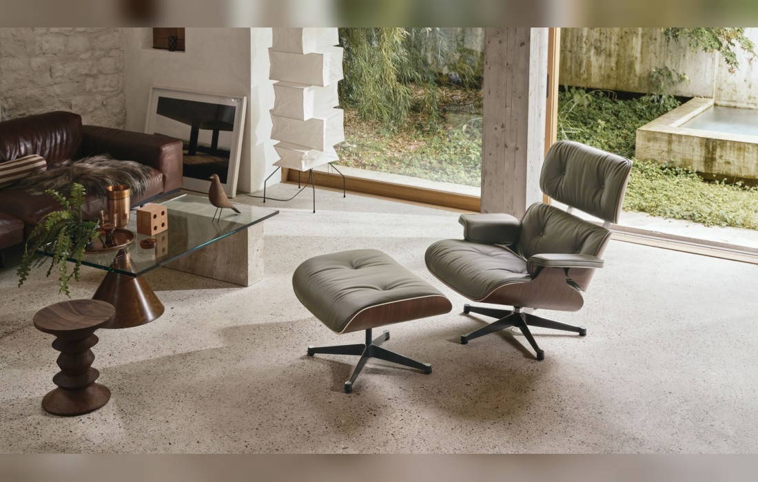 Кресло и пуф для ног Vitra - Eames Lounge