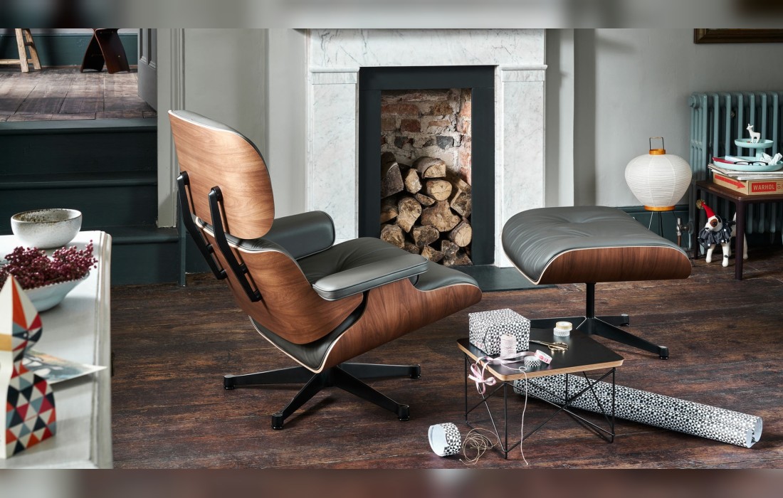 Кресло и пуф для ног Vitra - Eames Lounge