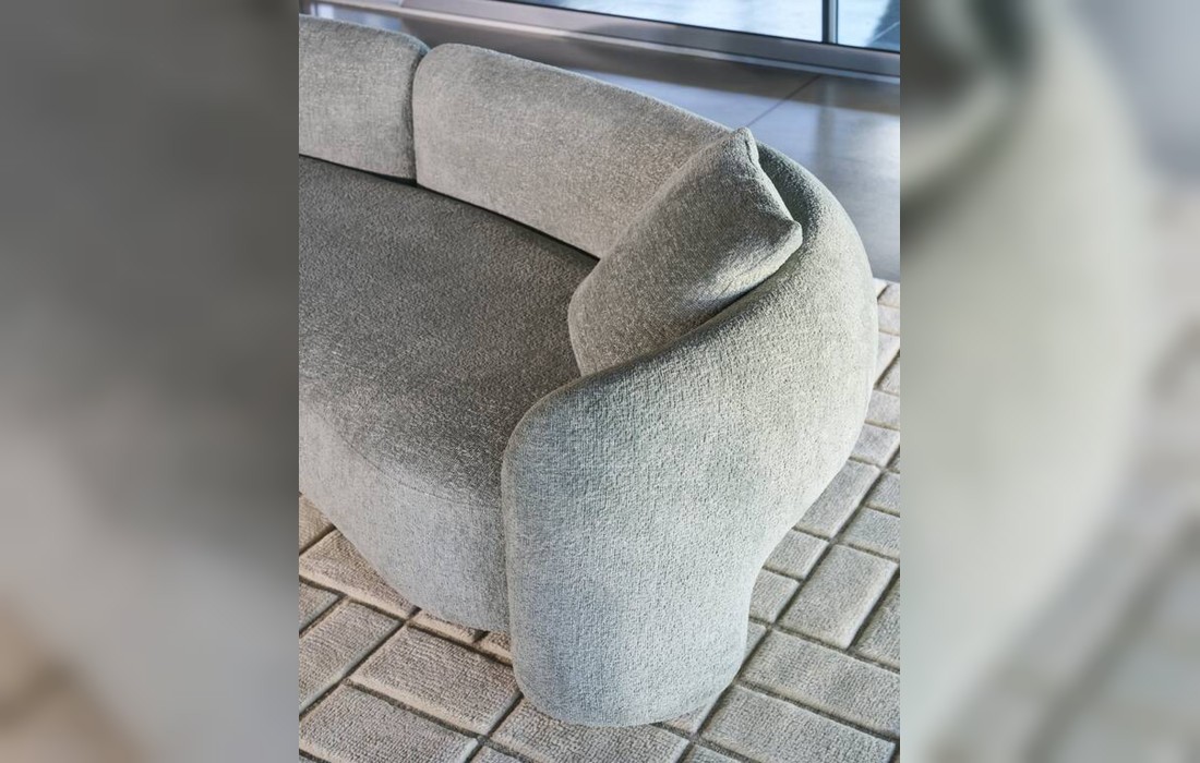 Диван коллекция Dudet Bold фабрики Cassina — дизайн Патрисии Уркиолы