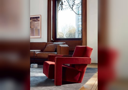 Кресло с зигзагообразной строчкой Cassina - Utrecht