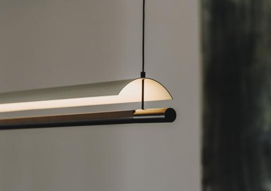 Подвесной светильник от фабрики Santa&Cole модель  Lámina 165 LAMPE01