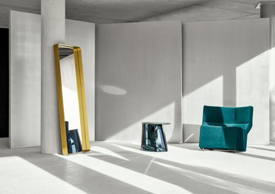Столик модель Pli от фабрики ClassiCon image 4