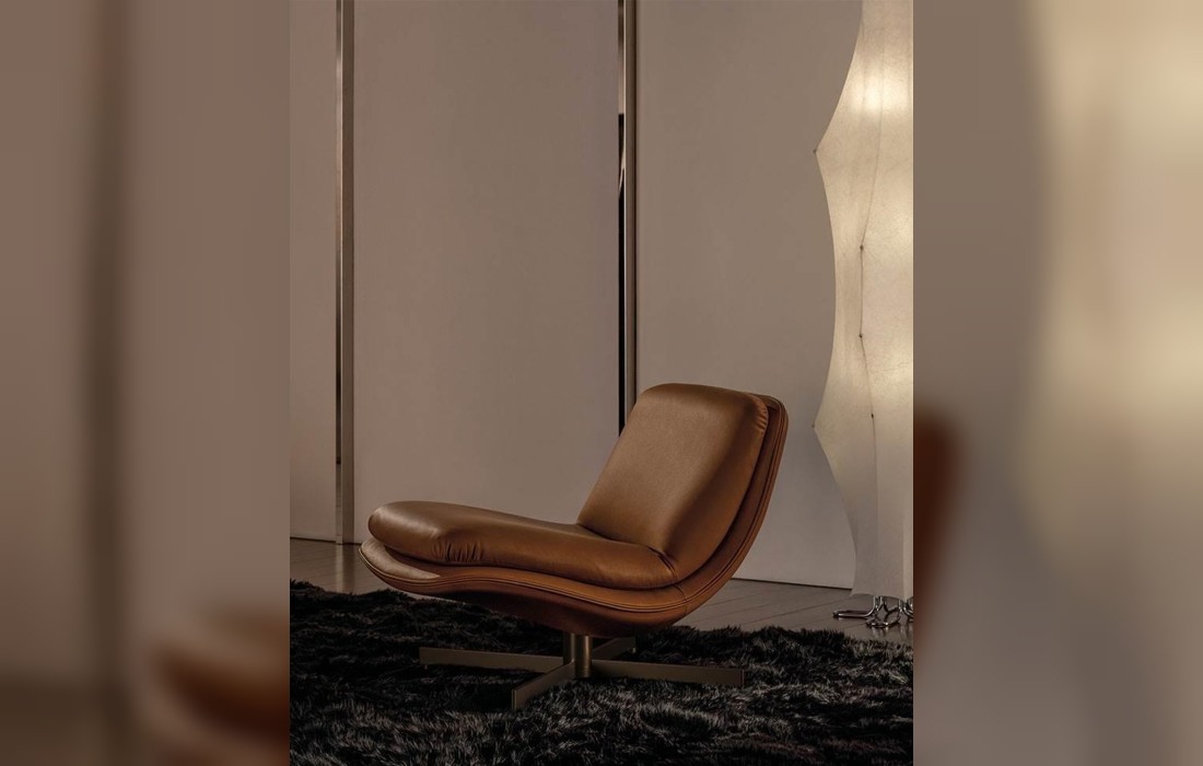 Кресло Elas фабрики Minotti — дизайн Studio MK27