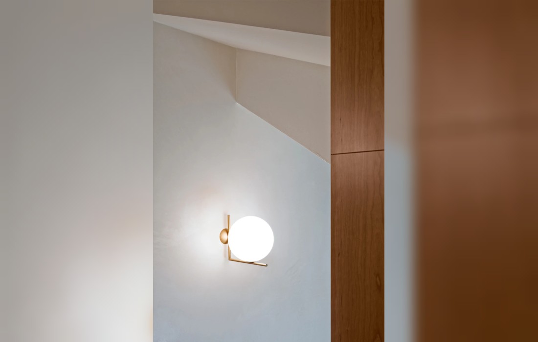 Бра из трубчатым каркасом Flos - IC