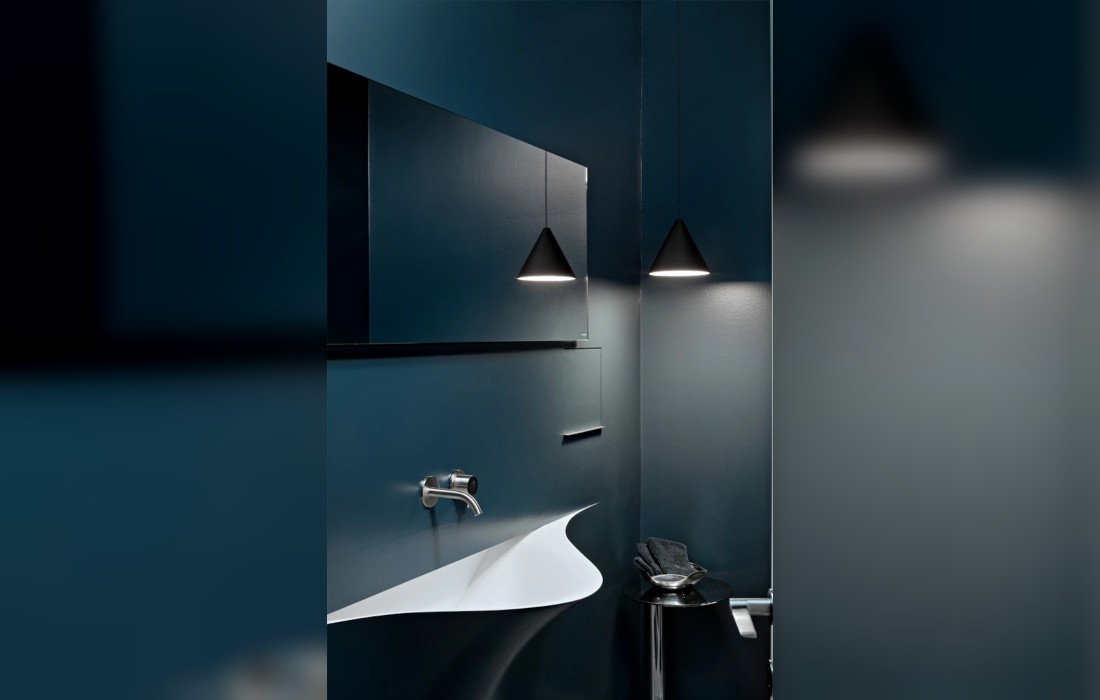 Светильник с черным мягким кабелем Flos - String Light