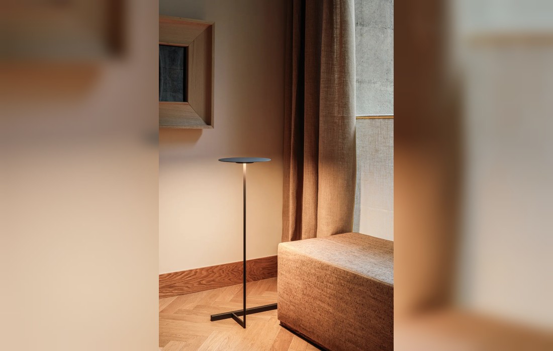 Напольный светильник Flat 5955 от производителя Vibia