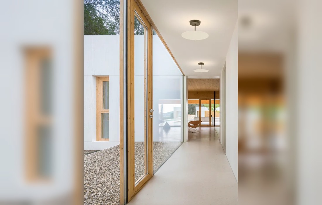 Потолочный светильник Flat 5915 от производителя Vibia