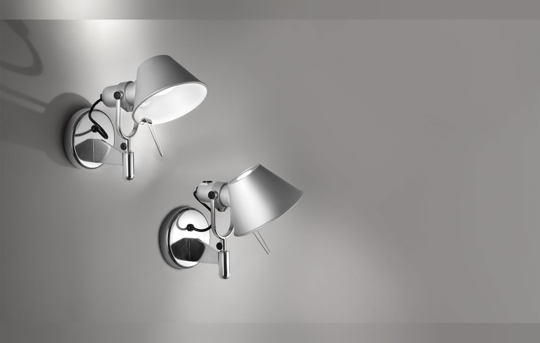 Бра с основанием из алюминия Artemide - Tolomeo