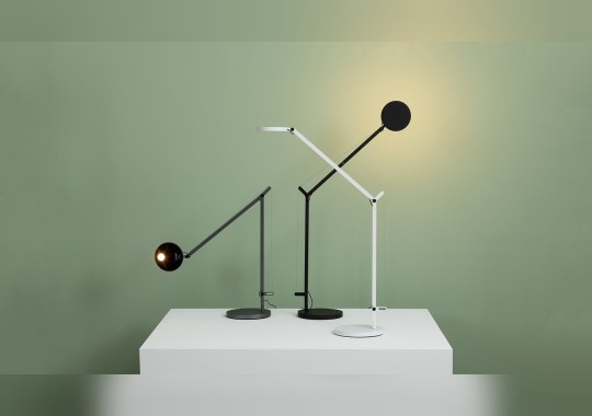 Настольная лампа с детектором движения Artemide - Demetra