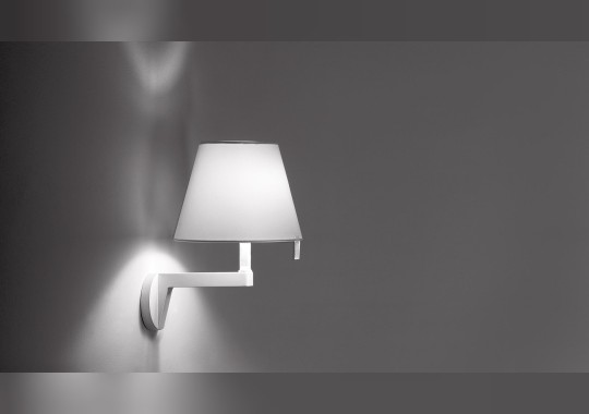 Настенное бра с поворотным механизмом со светлым диффузором Artemide - Melampo Wall 0720020A image 3