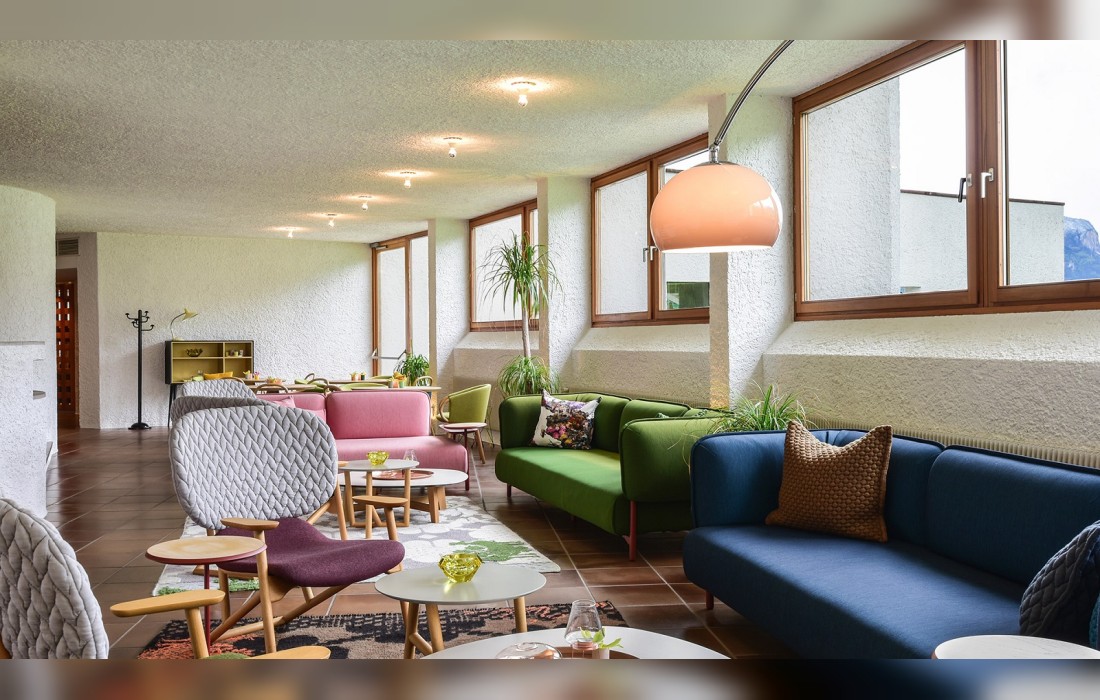 Бра из пластика в белом цвете Artemide - Teti