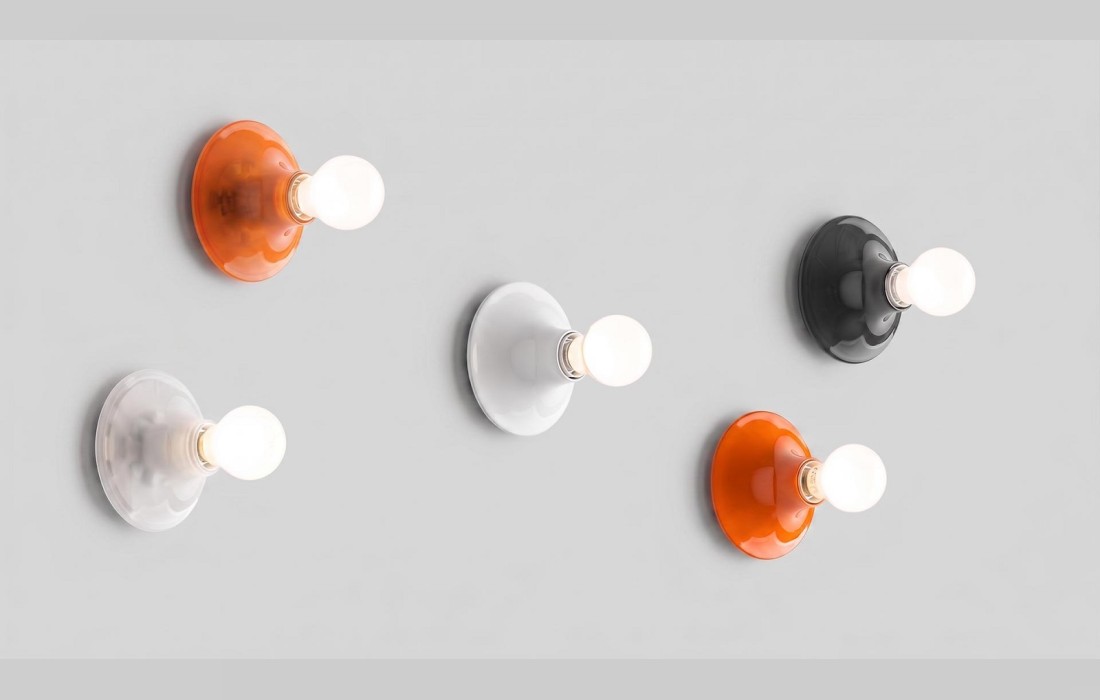 Бра из пластика в белом цвете Artemide - Teti